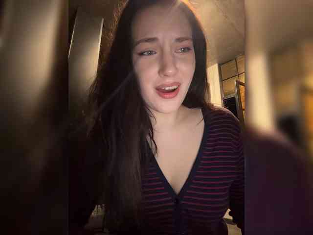 -Your-Michelle- webcam
