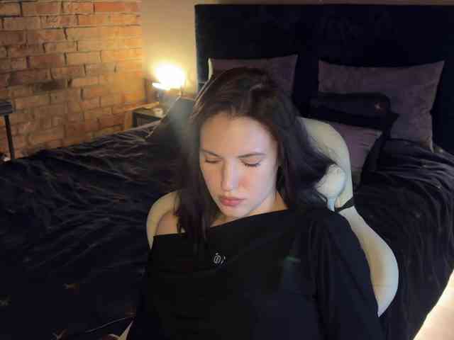 -Your-Michelle- webcam