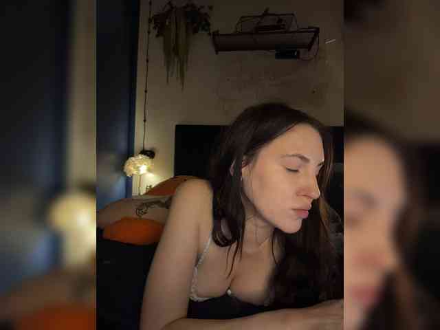 -Your-Michelle- webcam