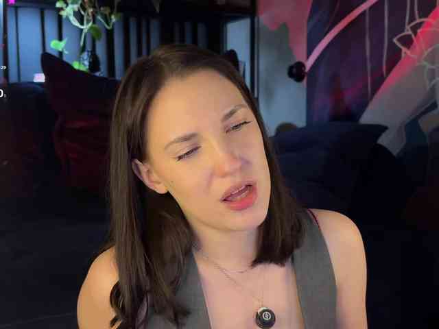 -Your-Michelle- webcam