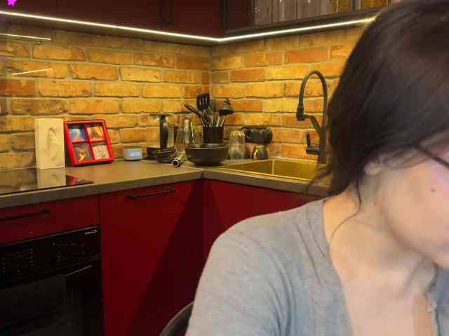 -Your-Michelle- webcam