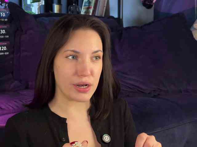 -Your-Michelle- webcam