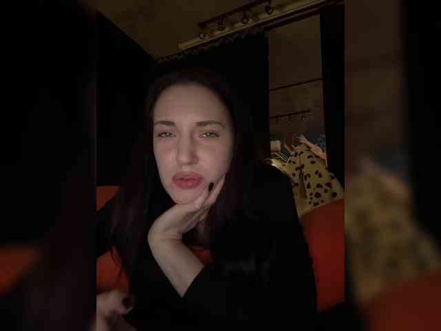 -Your-Michelle- webcam