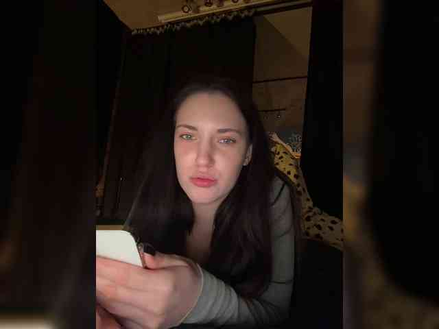 -Your-Michelle- webcam