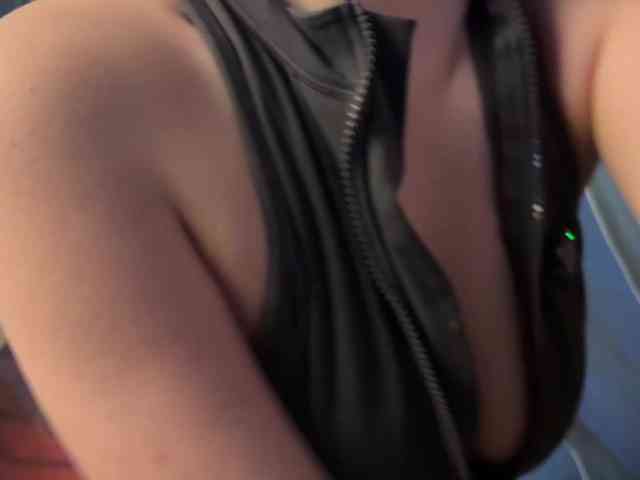 -Your-Michelle- webcam