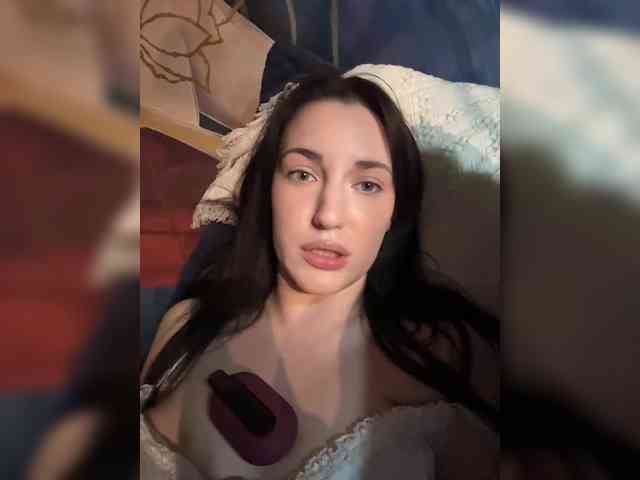 -Your-Michelle- webcam