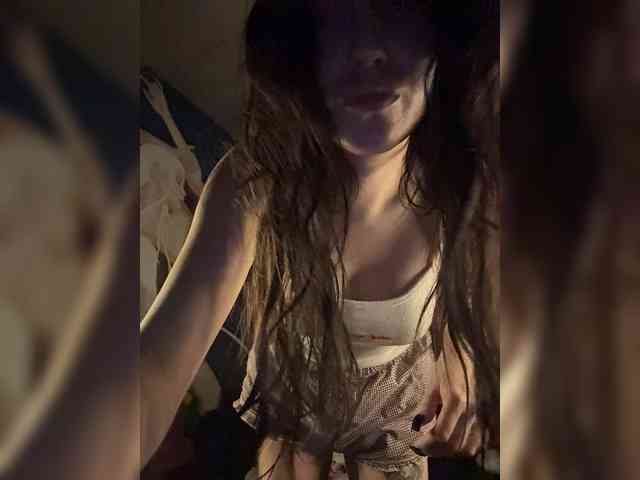 -Your-Michelle- webcam