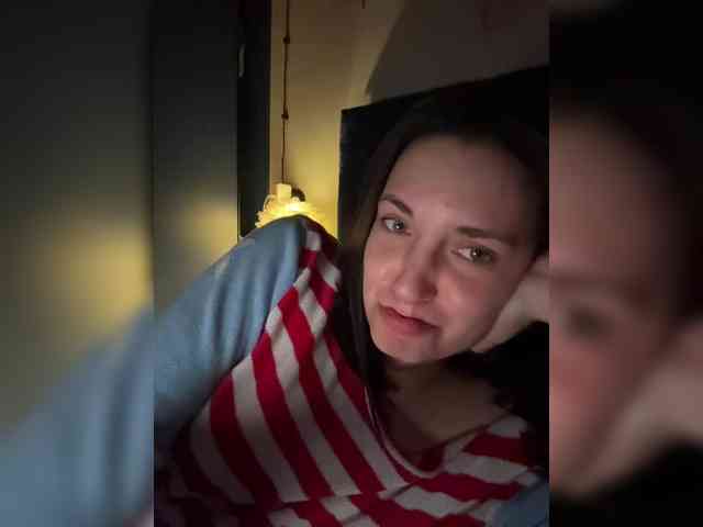 -Your-Michelle- webcam