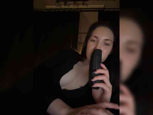 -Your-Michelle- webcam