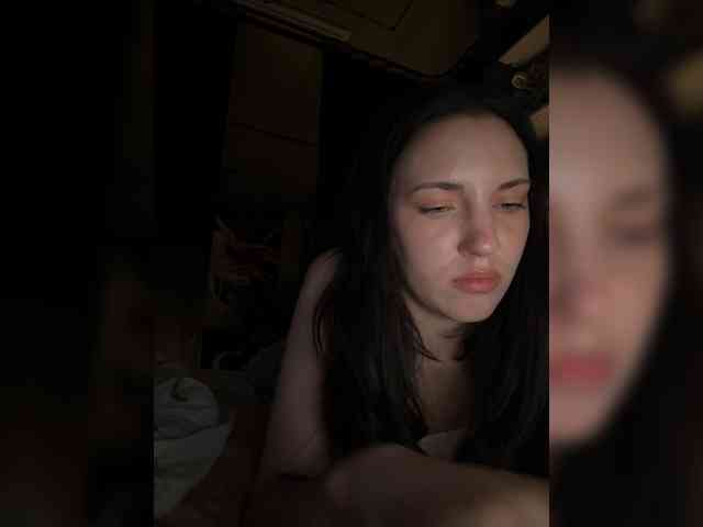 -Your-Michelle- webcam