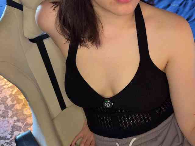 -Your-Michelle- webcam