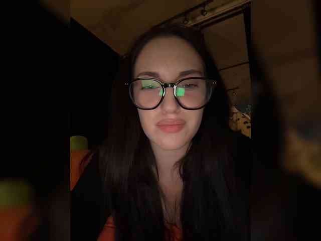 -Your-Michelle- webcam