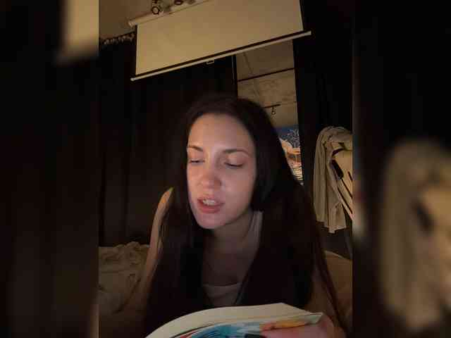 -Your-Michelle- webcam