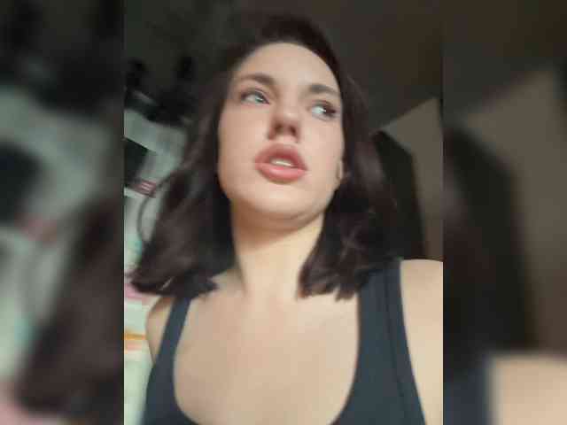 -Your-Michelle- webcam