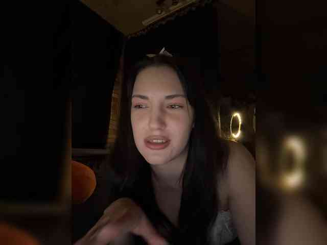 -Your-Michelle- webcam