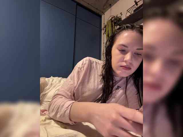 -Your-Michelle- webcam