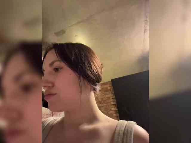 -Your-Michelle- webcam