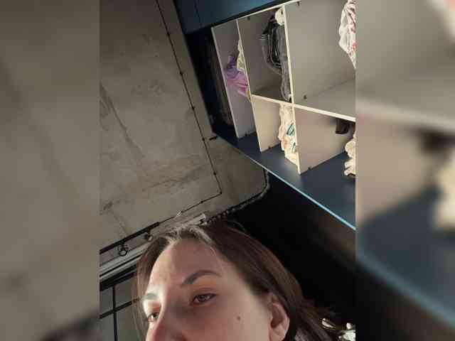 -Your-Michelle- webcam