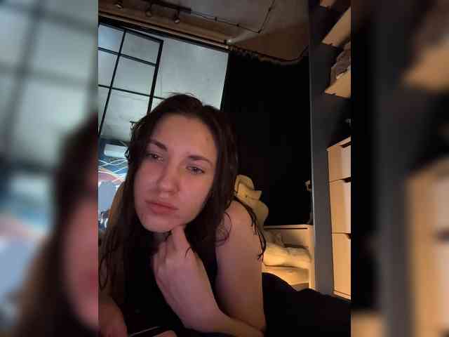 -Your-Michelle- webcam