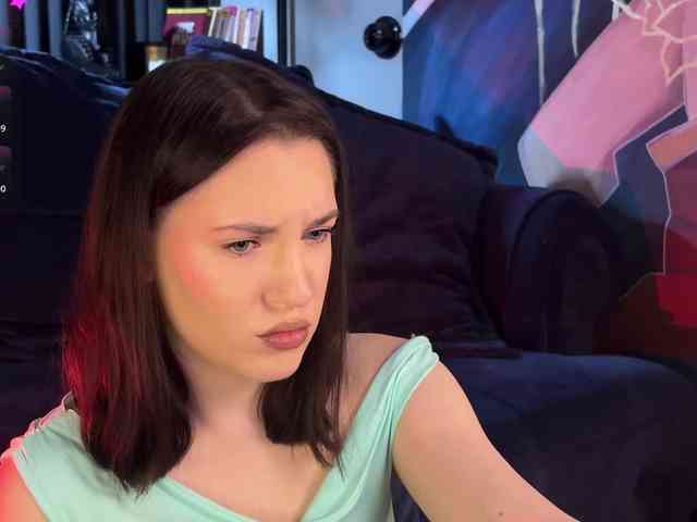 -Your-Michelle- webcam