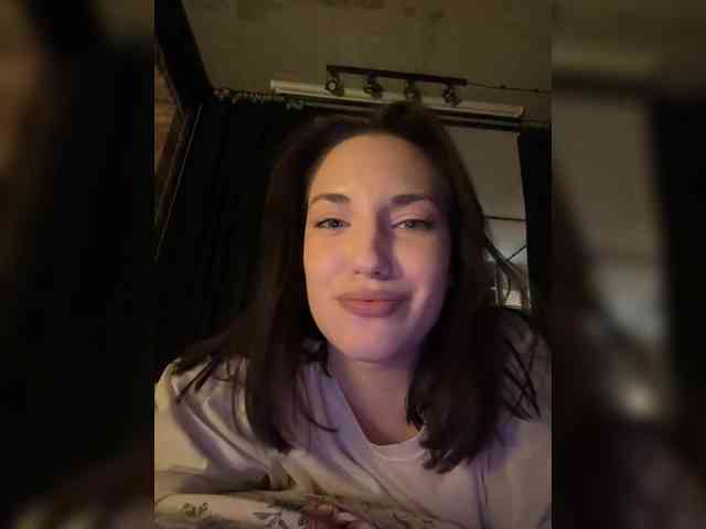 -Your-Michelle- webcam