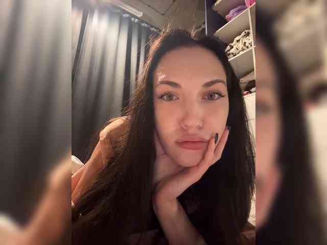 -Your-Michelle- webcam