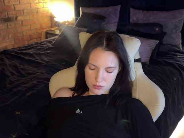 -Your-Michelle- webcam
