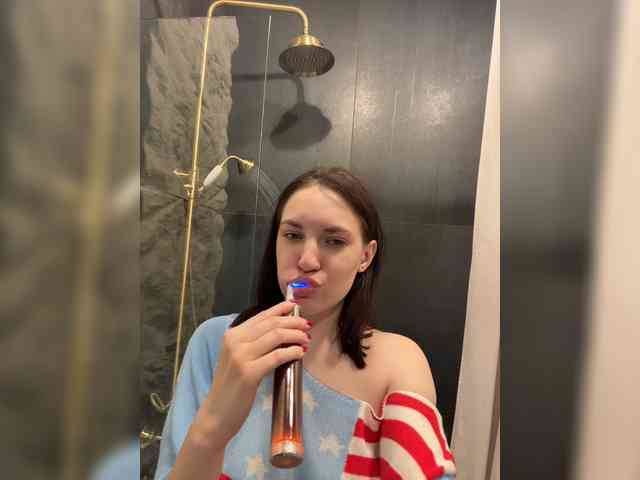 Model: -Your-Michelle-
