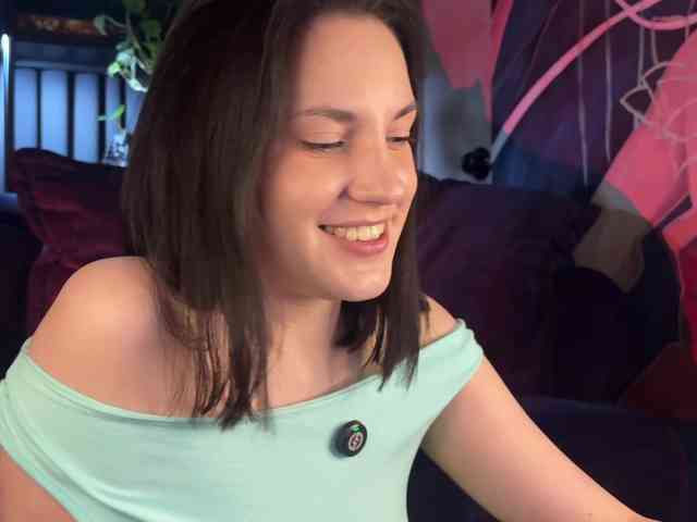 -Your-Michelle- webcam