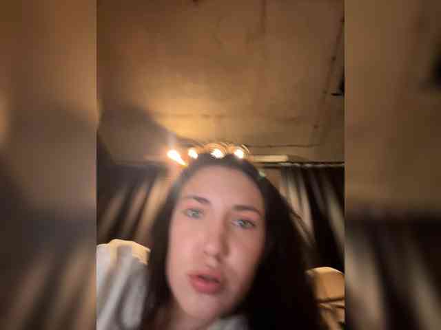 -Your-Michelle- webcam