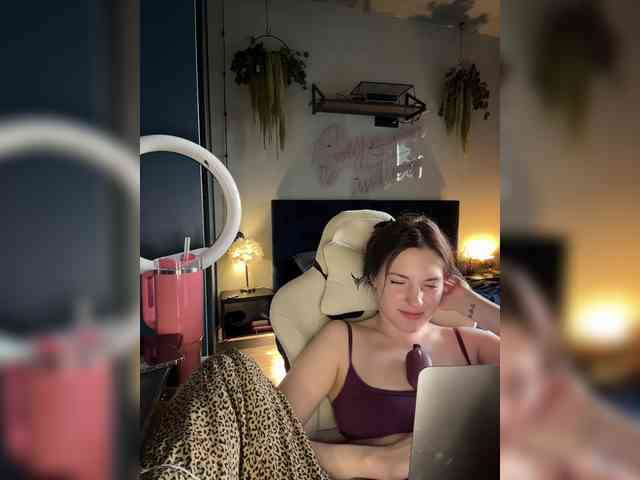 -Your-Michelle- Sex Cam Show