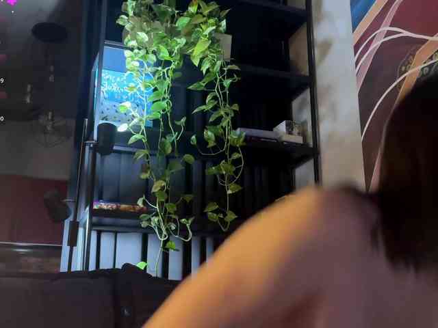 -Your-Michelle- webcam