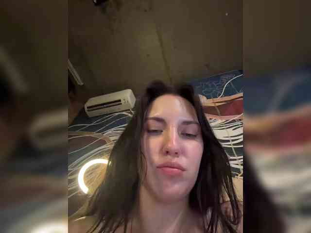-Your-Michelle- webcam
