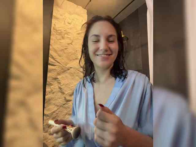 -Your-Michelle- webcam