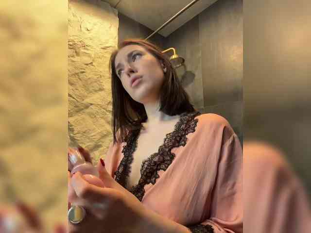 -Your-Michelle- webcam