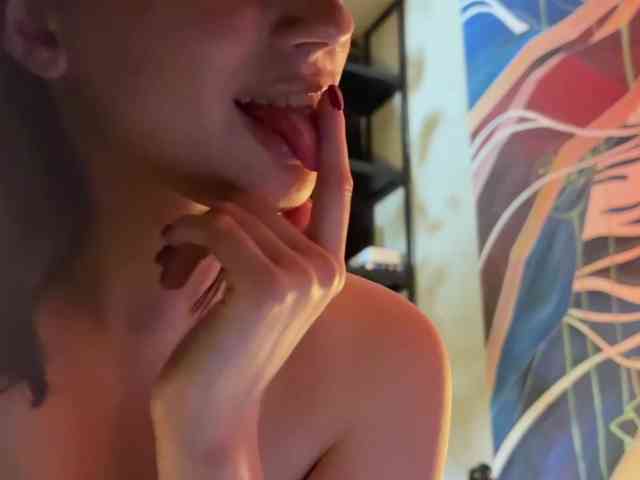-Your-Michelle- webcam