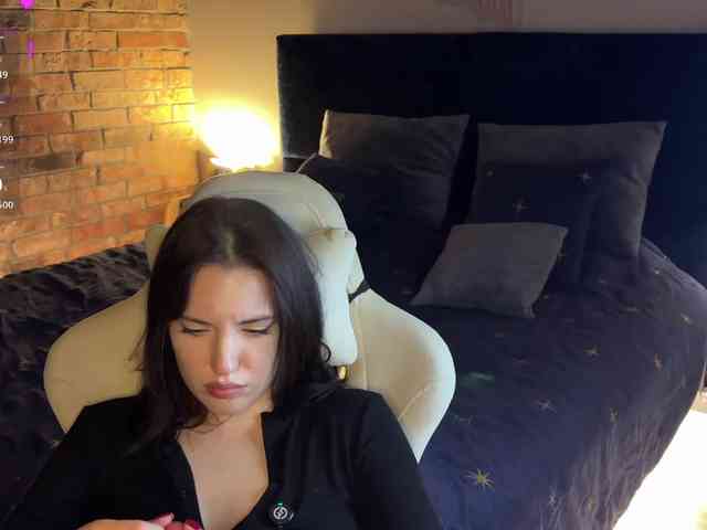 -Your-Michelle- webcam