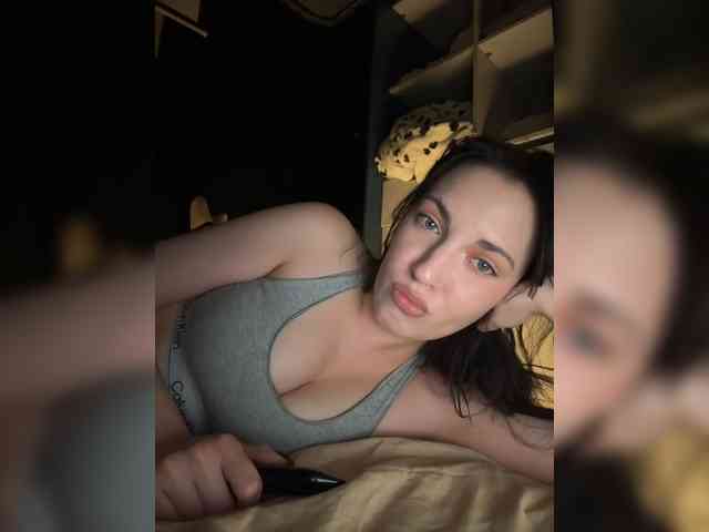 -Your-Michelle- webcam