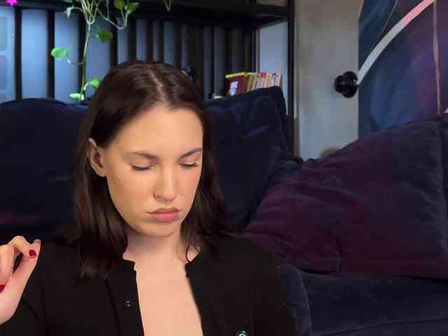 -Your-Michelle- webcam