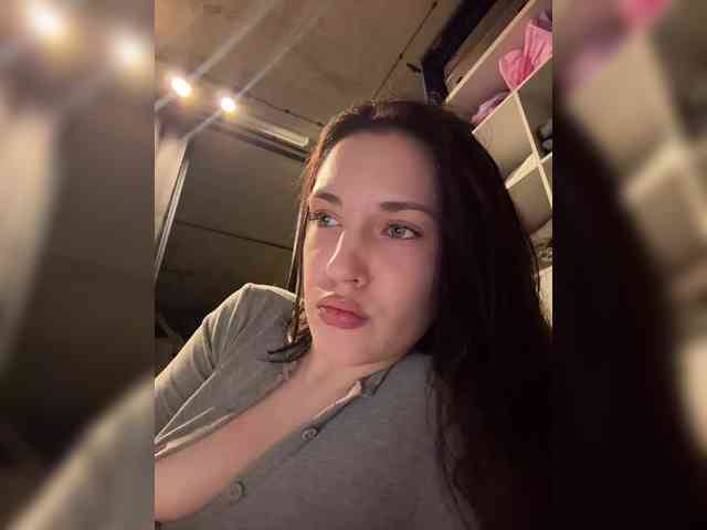 -Your-Michelle- webcam