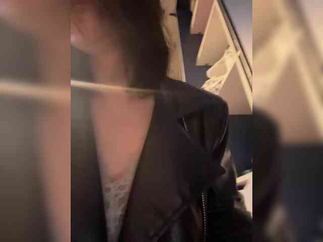 -Your-Michelle- webcam