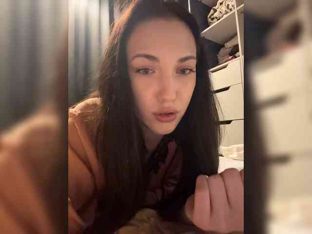 -Your-Michelle- webcam