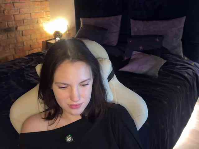 -Your-Michelle- webcam