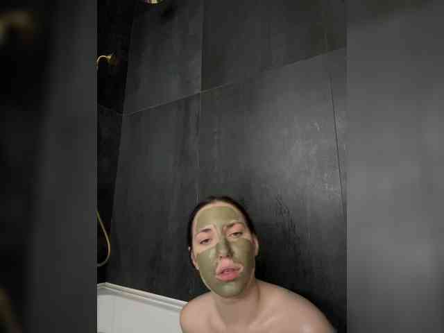 -Your-Michelle- webcam