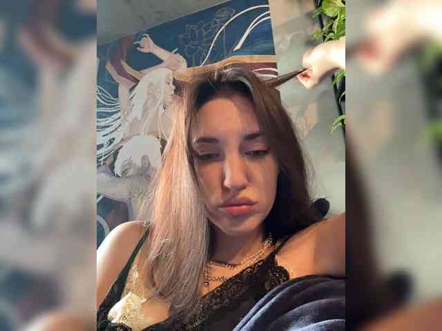 -Your-Michelle- webcam