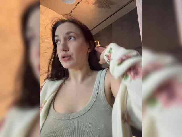 -Your-Michelle- webcam