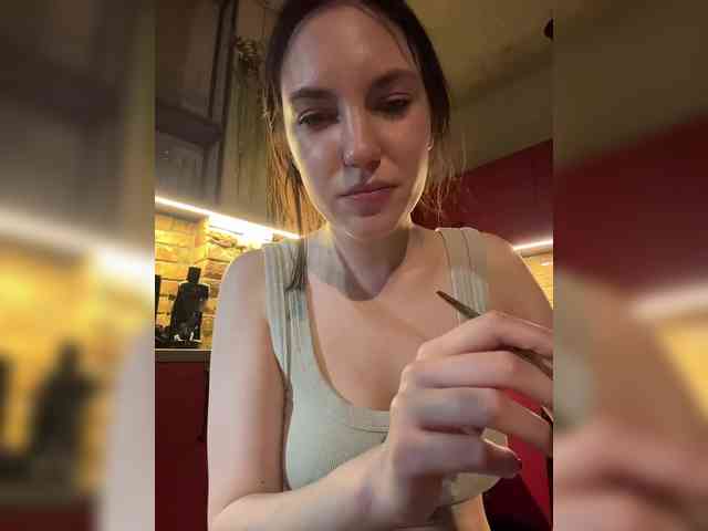 -Your-Michelle- webcam