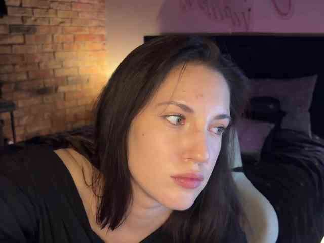 -Your-Michelle- webcam