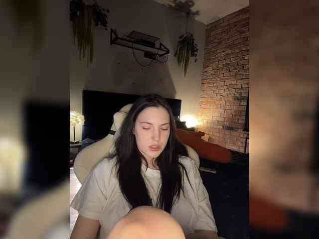 -Your-Michelle- webcam