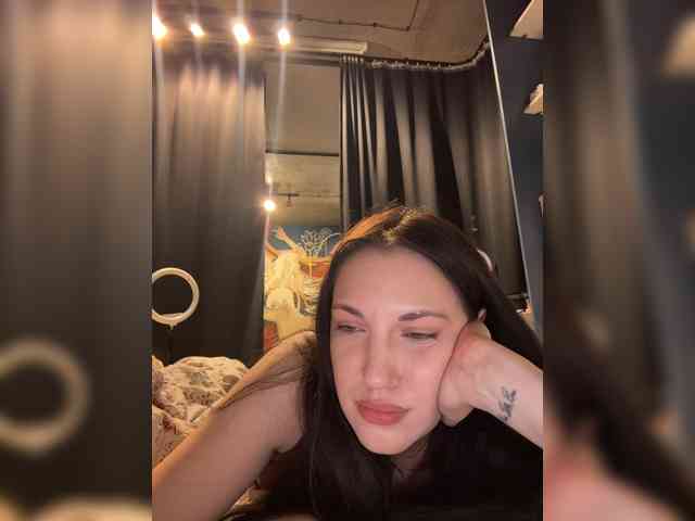 -Your-Michelle- webcam